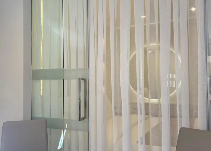 アパート New In ティラナ